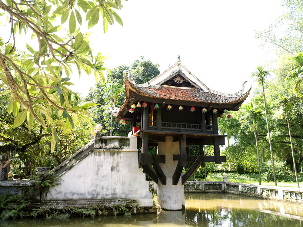  Top 12 must-visit attractions in Hanoi - One Pillar Pagoda