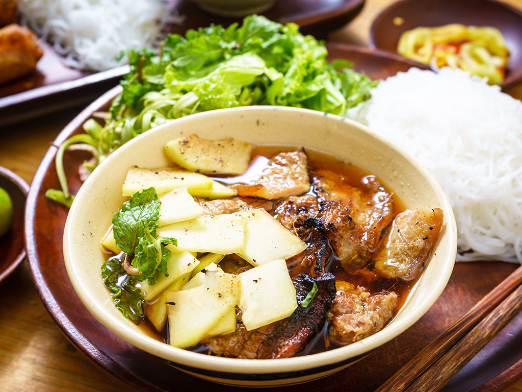 8 must-try foods in Hanoi - Bun Cha