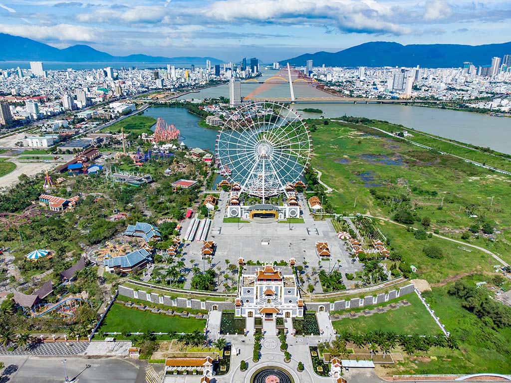 Da Nang attraction - Asia Park