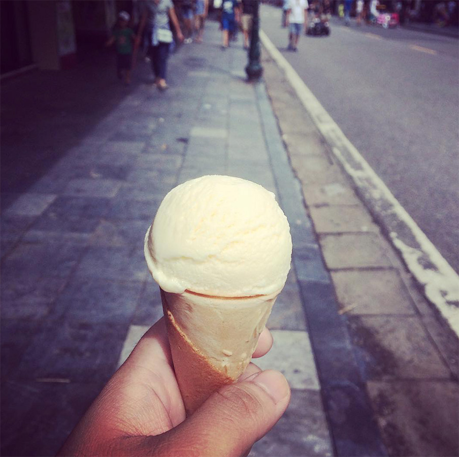 Top 8 Must-Try Foods in Hanoi - Trang Tien Ice Cream