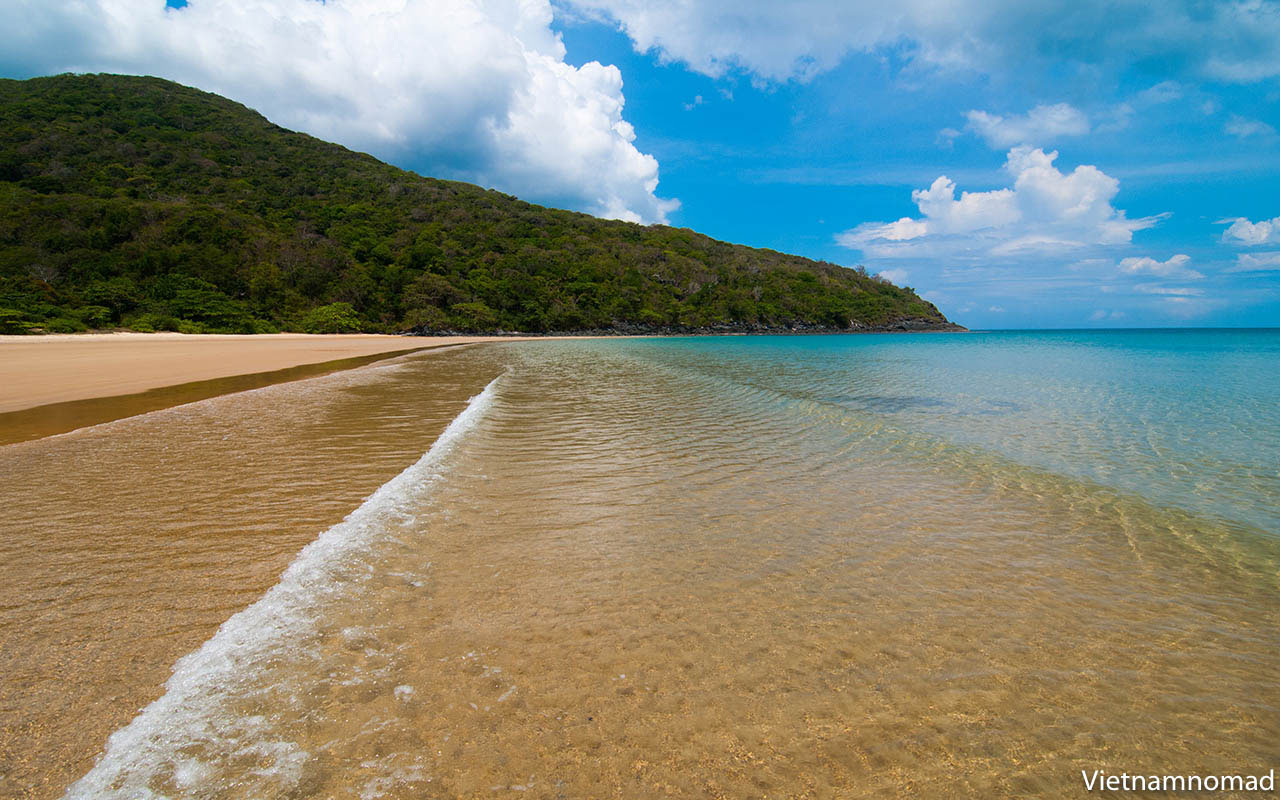 10 Best Beaches in Vietnam - Dam Trau Beach