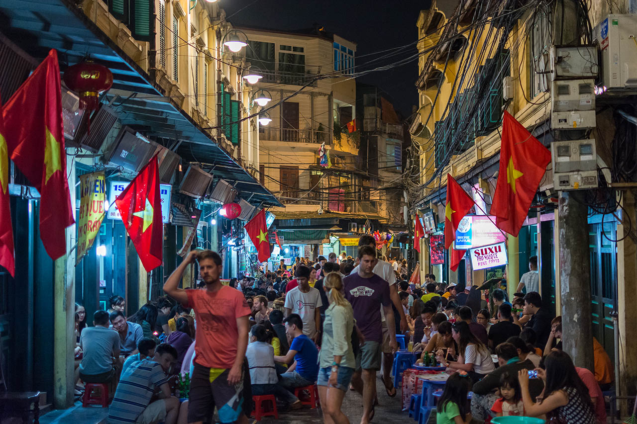 The narrow streets in Hanoi downtown are ideal for walking as well.