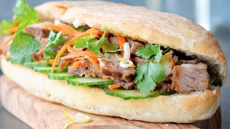 Top Vietnamese food - Banh Mi