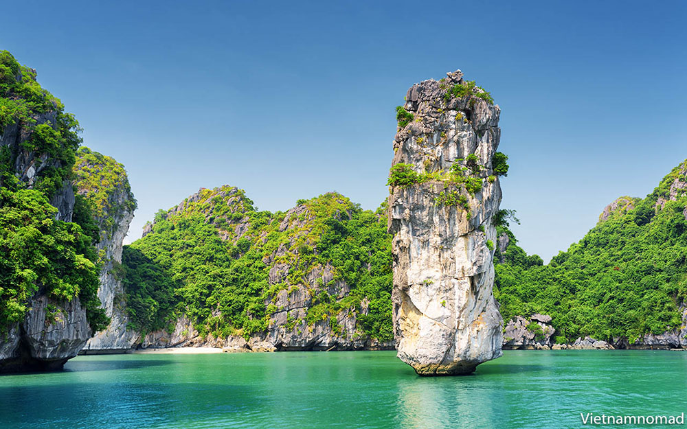 15 best places to visit in Vietnam - Ha Long Bay