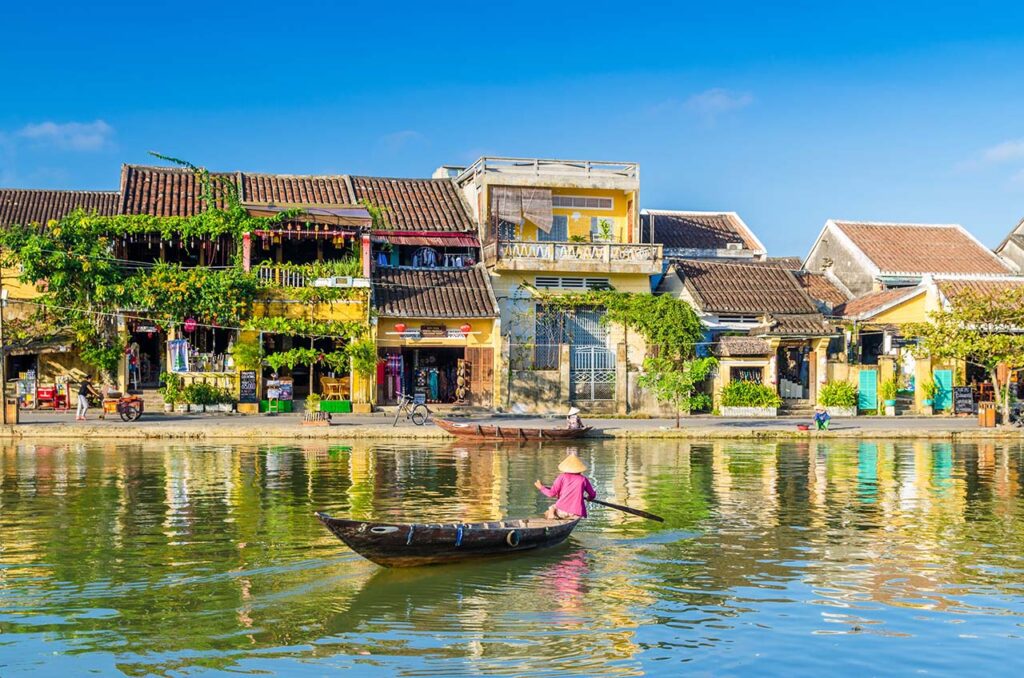 Best time to visit Hoi An