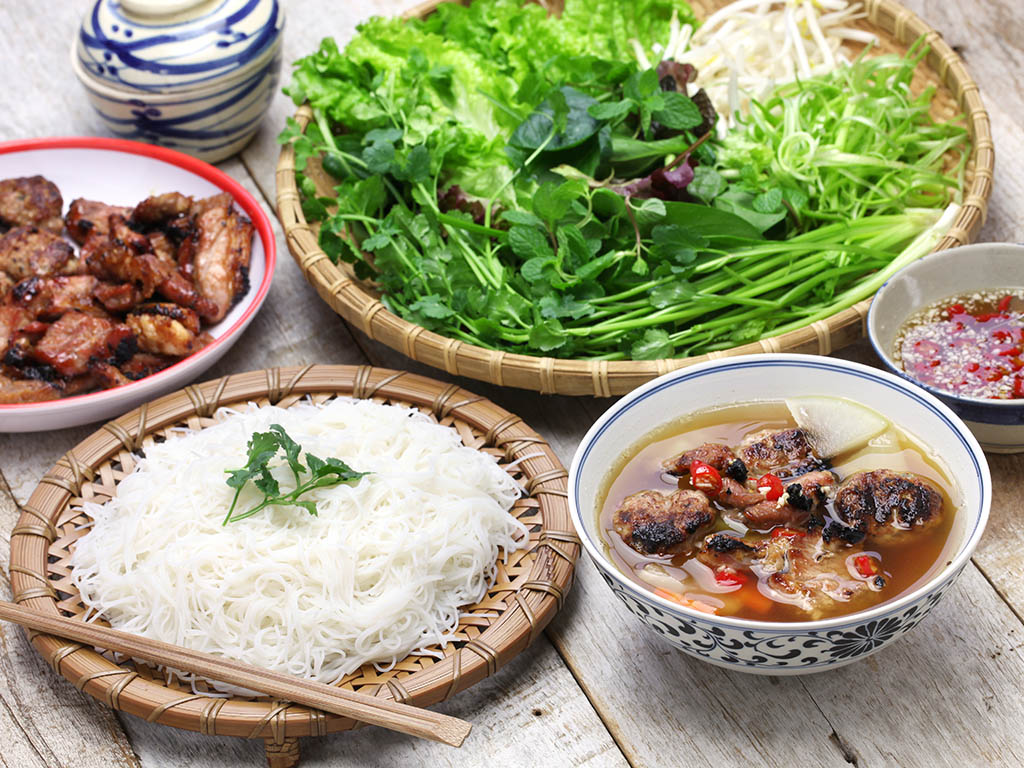 Best Vietnamese foods - Bun Cha