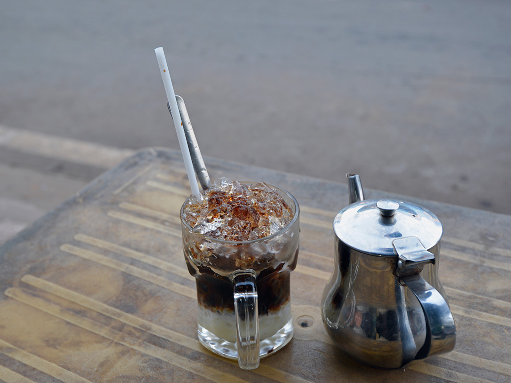 20 Best Things to Do in Vietnam - Drink a cup of Cafe Sua Da in Saigon