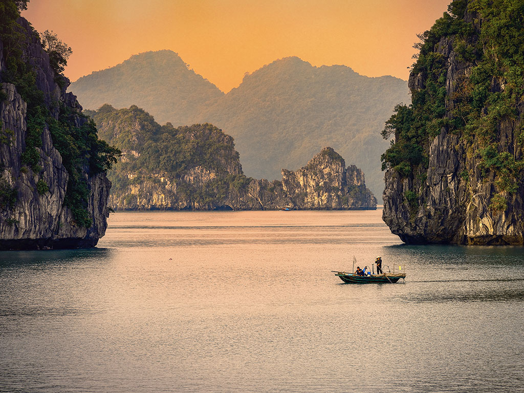 20 Best Things to Do in Vietnam - Stay at least 1 night in Ha Long Bay
