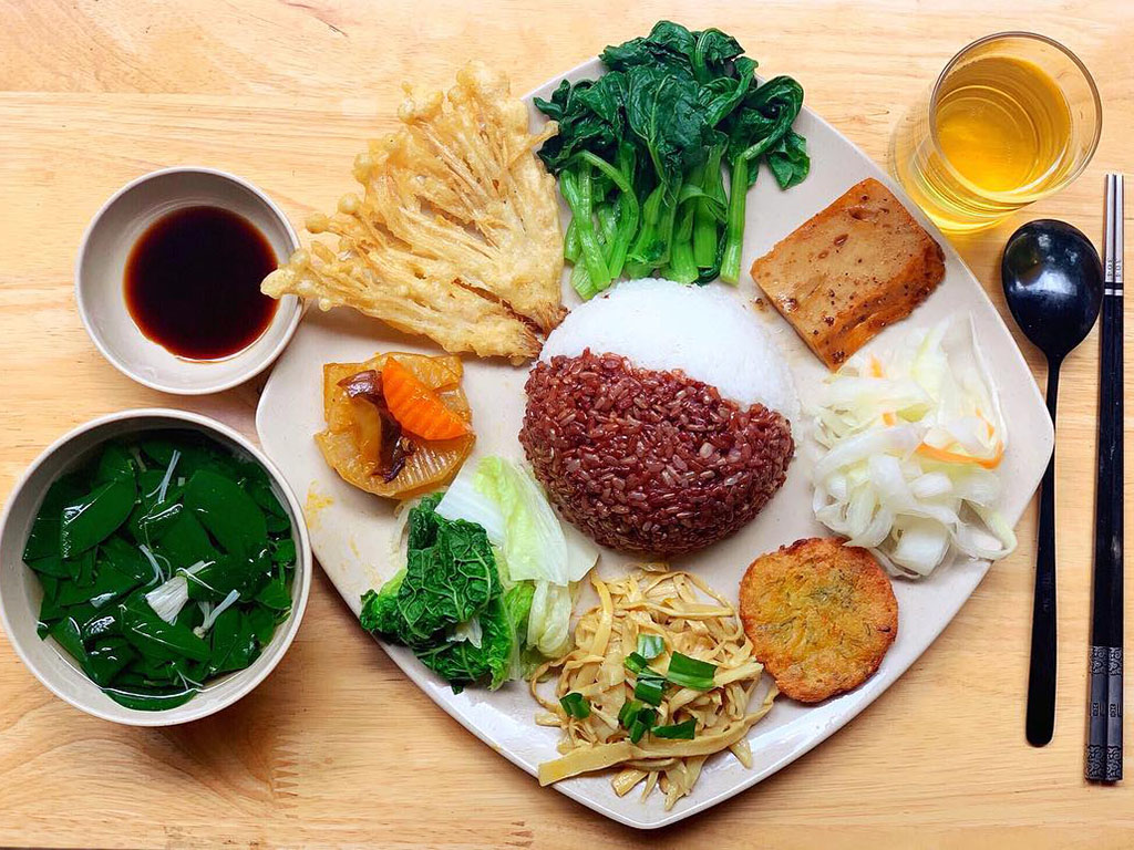 Vegetarian dishes in Vietnam - Com Chay
