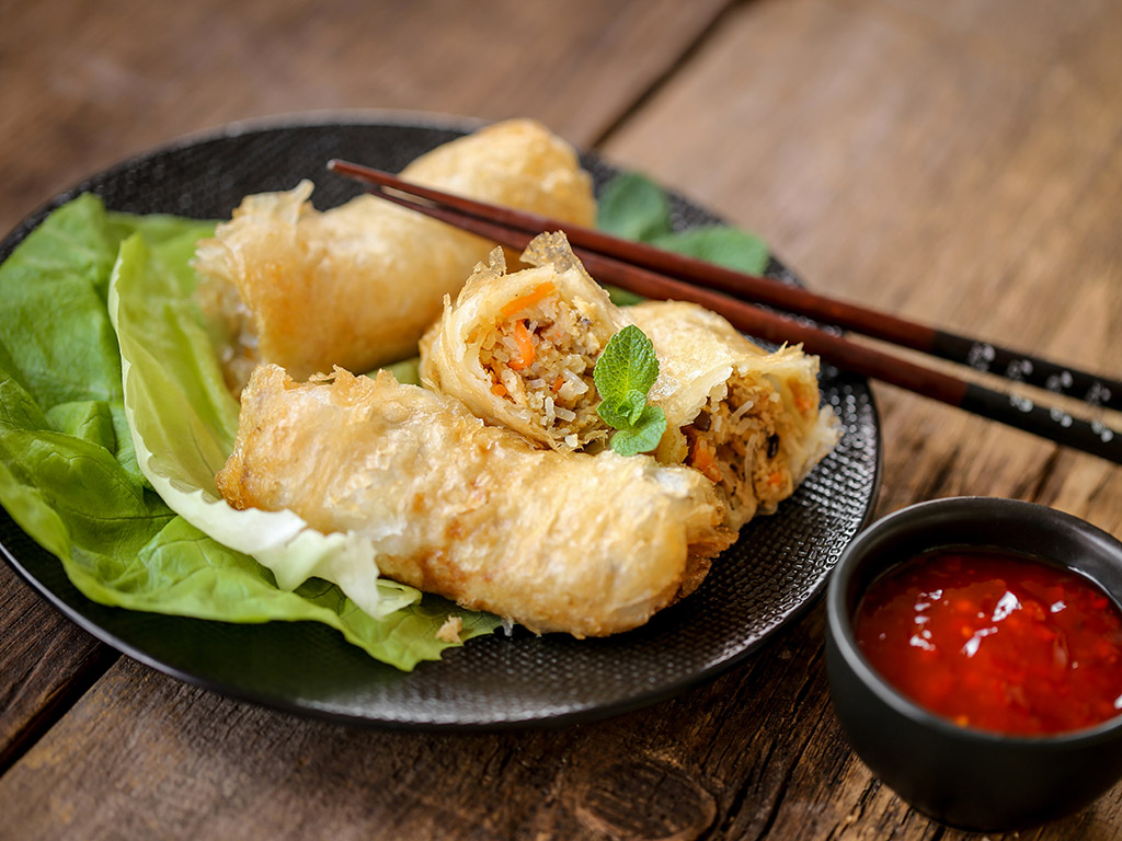In the North, we call the egg rolls nem ran. It has the biggest size compared to other versions.