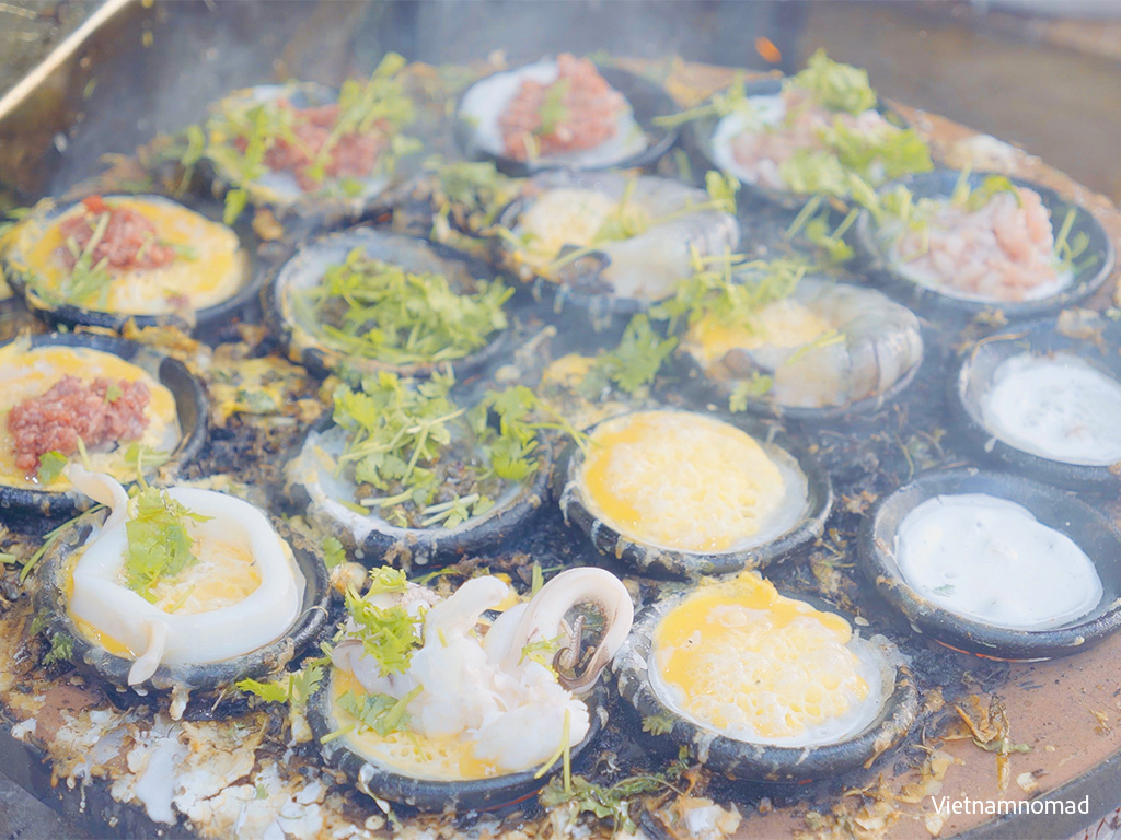 5 must-try Nha Trang Dishes - Banh Can